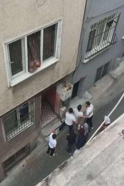 BEYOĞLU’NDA İDDİAYA GÖRE ENİŞTESİNİN BERBER DÜKKANINDA SAÇINA FÖN ÇEKTİREN SERVET B. ÜCRET ÖDEMEK...