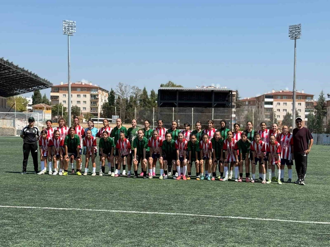 BİLECİK KOLEJ SPOR KULÜBÜ, U15 GELİŞİM LİGİ ÖNCESİ MORAL BULDU