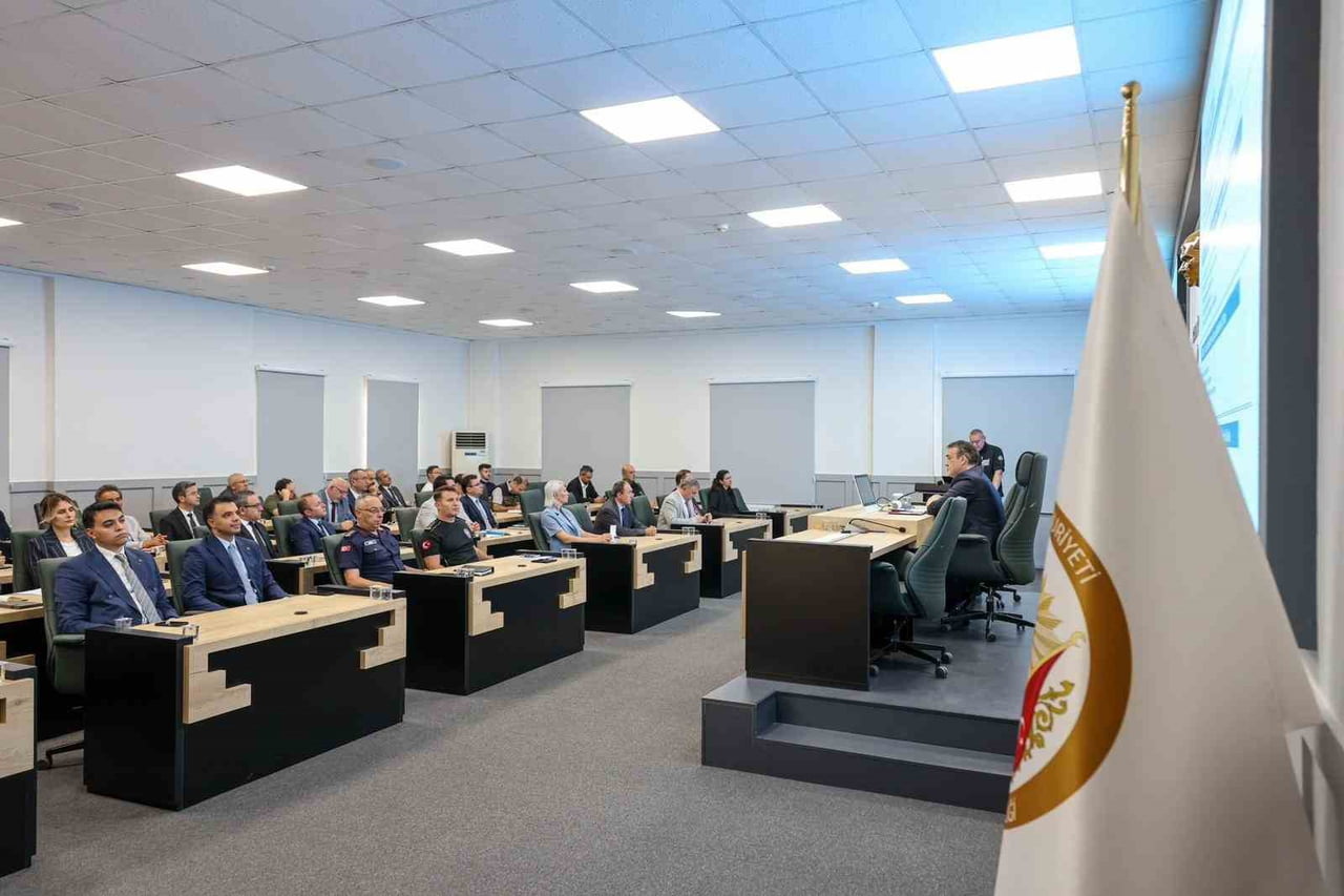 BİLECİK’TE AFET RİSKLERİNİ AZALTMAK İÇİN İRAP TOPLANTISI YAPILDI
