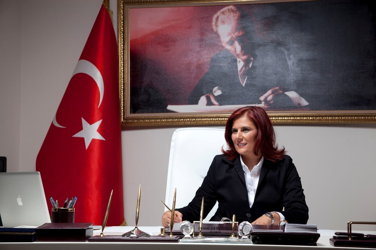 BİR ARAŞTIRMA ŞİRKETİ TARAFINDAN GERÇEKLEŞTİRİLEN "EN BAŞARILI BÜYÜKŞEHİR BELEDİYE BAŞKANLARI"...