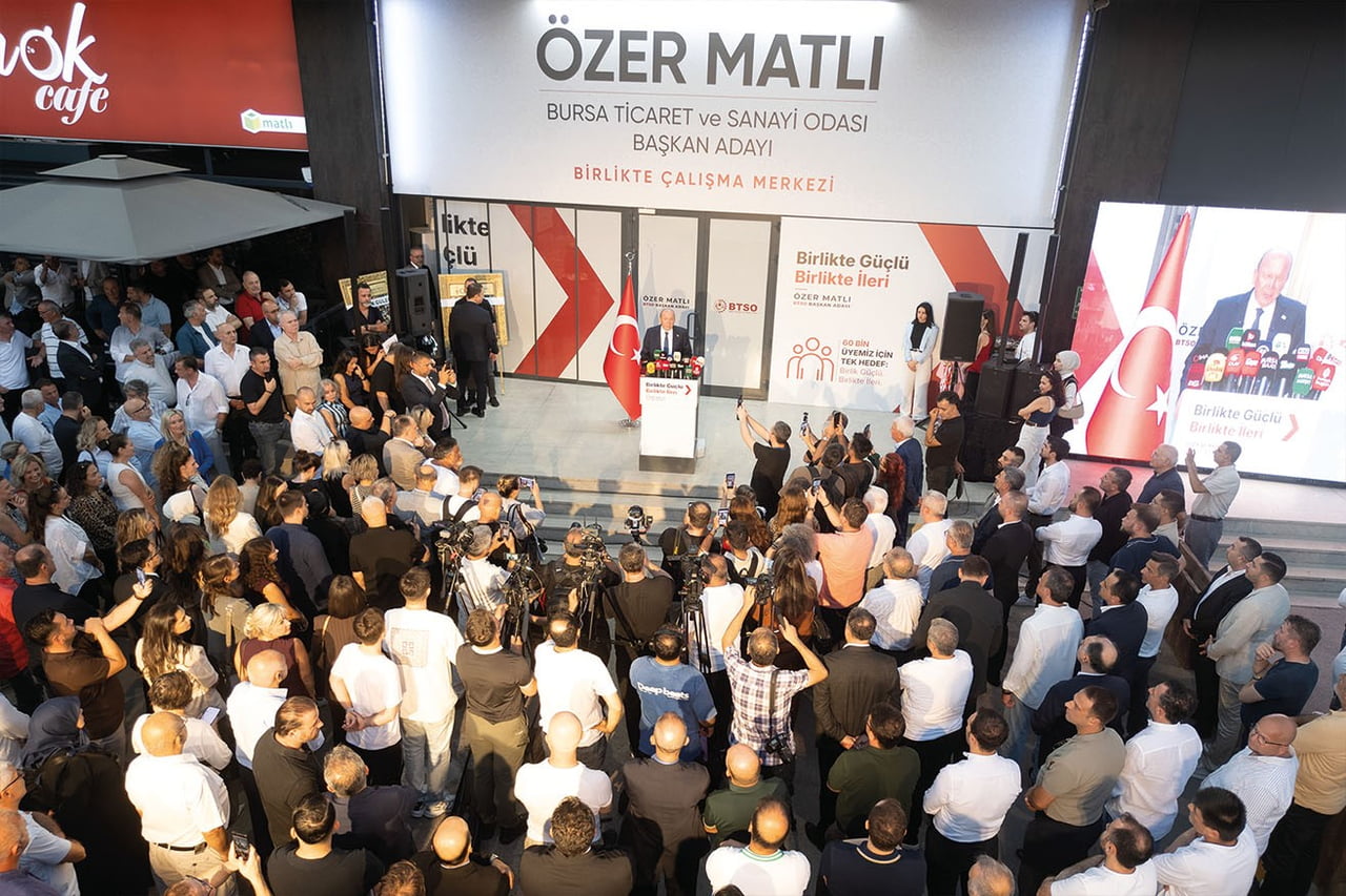 BİRLİKTE ÇALIŞMA MERKEZİ’NİN YOĞUN KATILIMLI AÇILIŞINDA BURSA İŞ DÜNYASINA SESLENEN BTSO BAŞKAN...