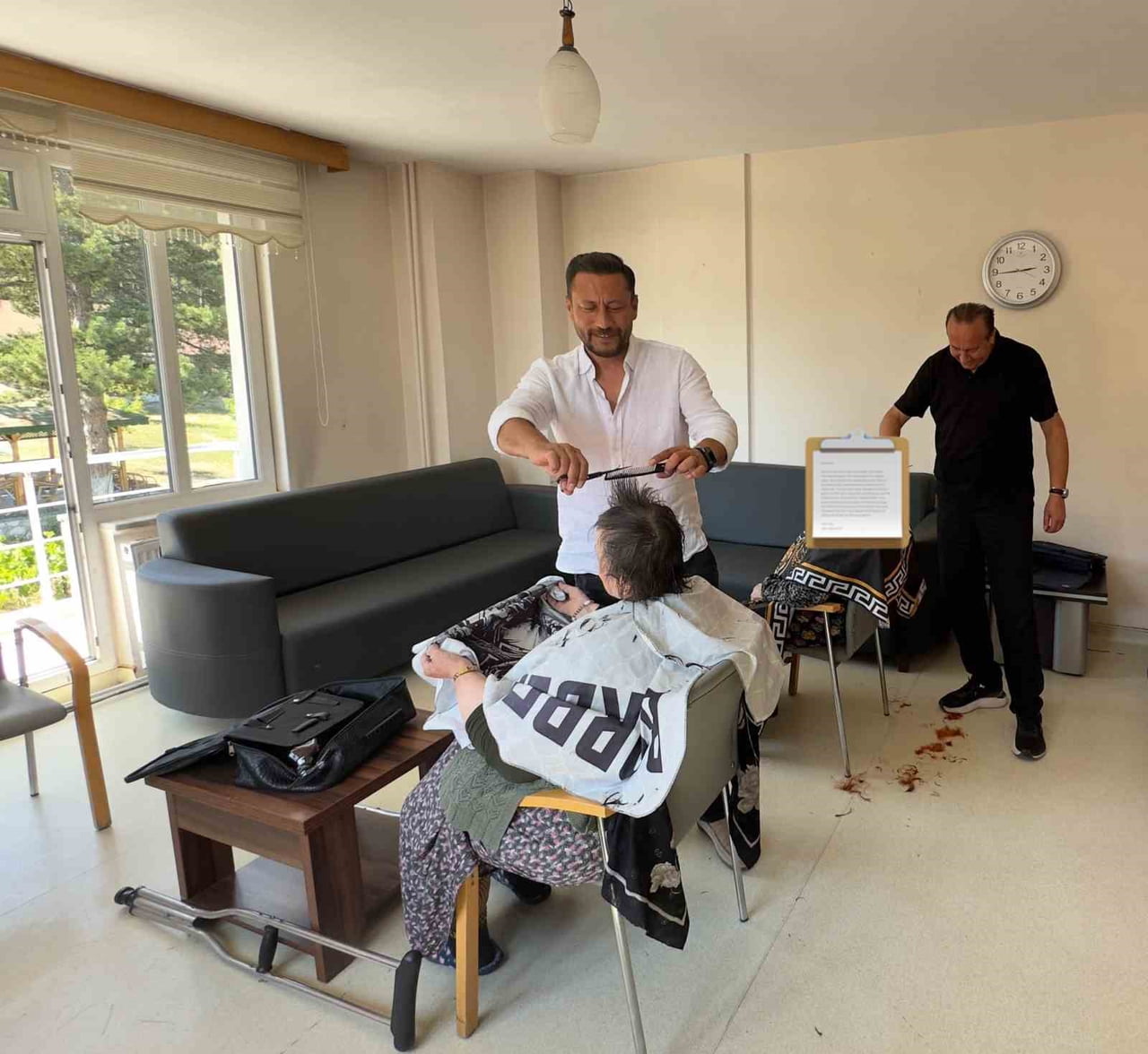 BOLU’DA BERBERLER VE KUAFÖRLER ODASI ÜYELERİ, MEVLİD KANDİLİ DOLAYISIYLA İZZET BAYSAL...