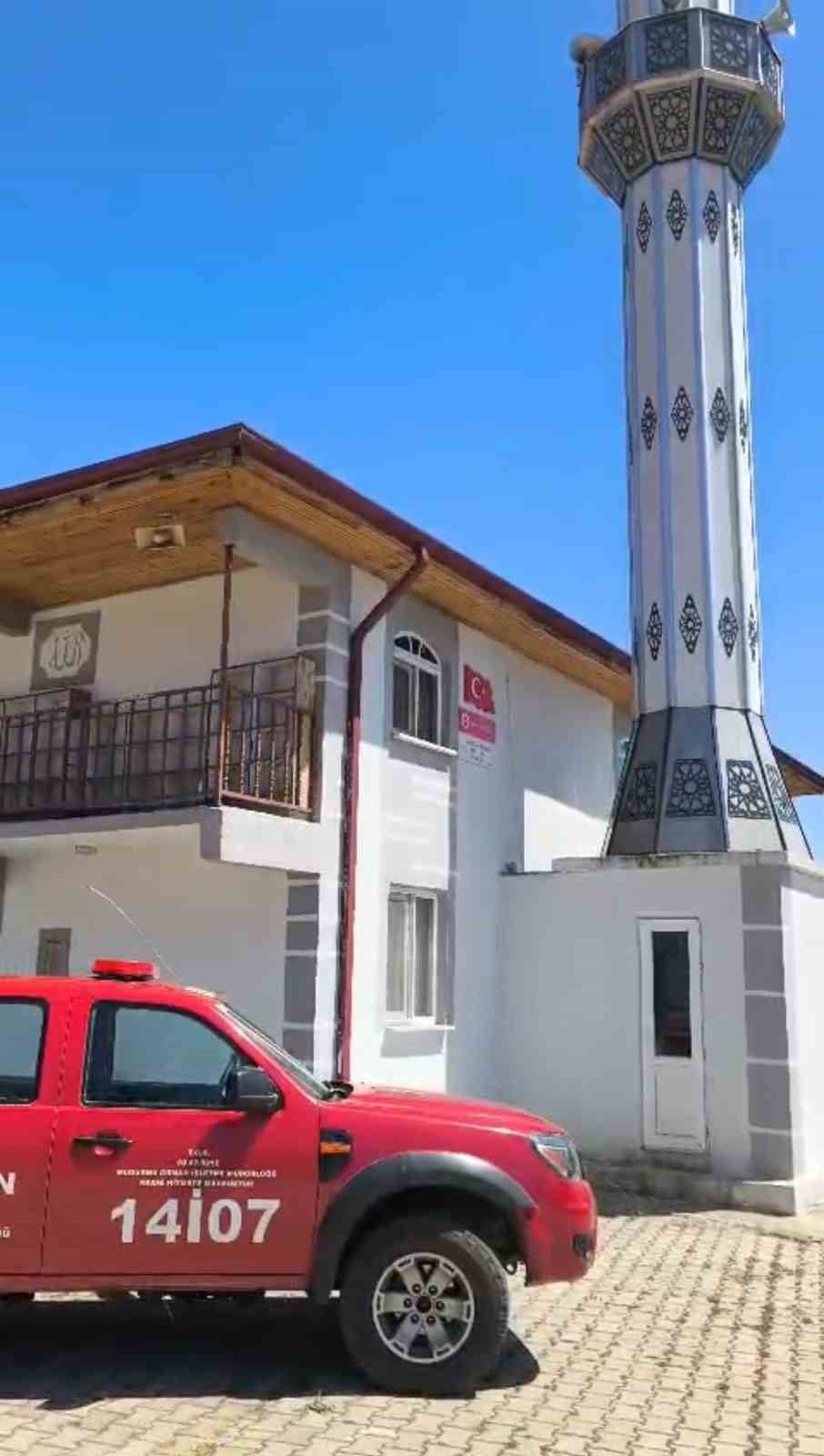 BOLU’DA CAMİLERDEN YAPILAN ANONSLARLA, HAVA SICAKLIKLARININ ARTMASI NEDENİYLE OLUŞABİLECEK ORMAN...