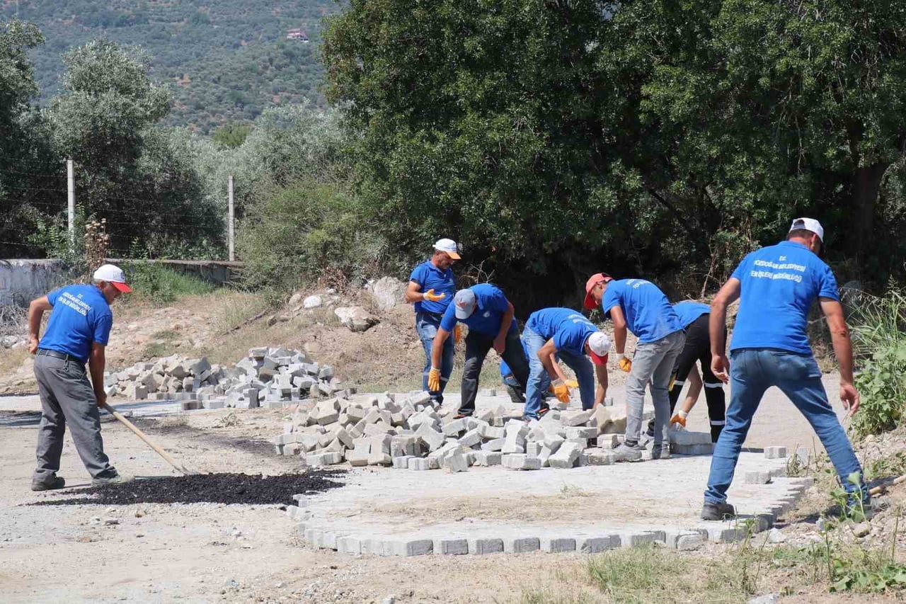 BOZDOĞAN BELEDİYESİ, İLÇE GENELİNDEKİ ÜSTYAPI ÇALIŞMALARINI ARALIKSIZ SÜRDÜRÜYOR. EYMİR...