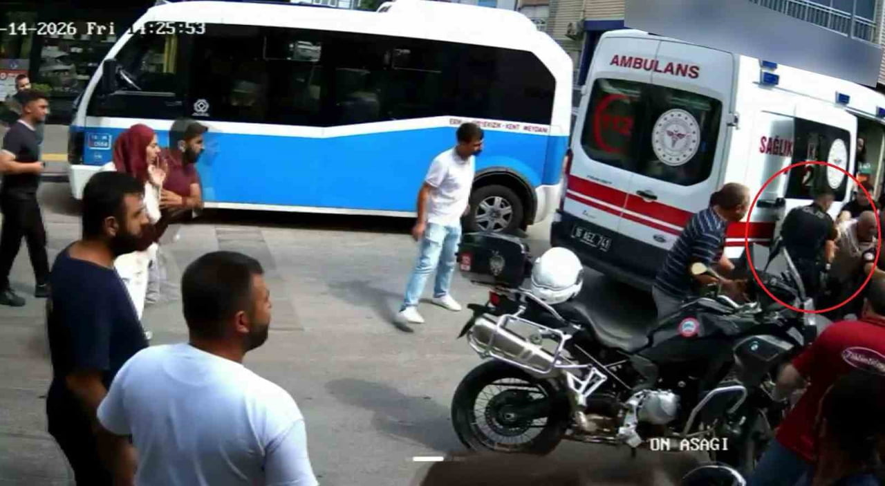 BURSA'DA BİR DÜKKAN NEDENİYLE AKRABALAR ARASINDA ÇIKAN TARTIŞMA KISA SÜREDE KAVGAYA DÖNÜŞTÜ. TEKME...
