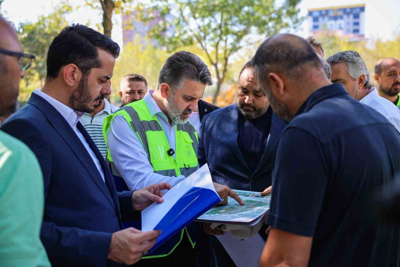 BURSA BÜYÜKŞEHİR BELEDİYESİ BAŞKAN VEKİLİ ŞAHİN BİBA, OSMANGAZİ’DE İMALATI SÜREN ALTYAPI...