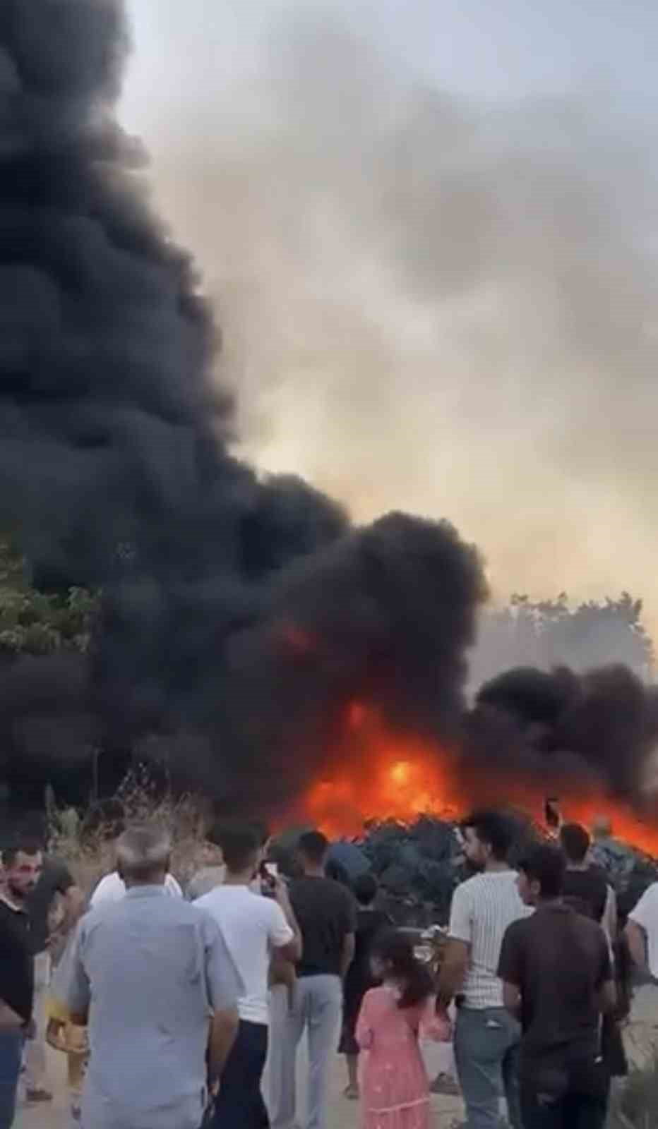 BURSA’DA HURDALIK ALANDA YANGIN