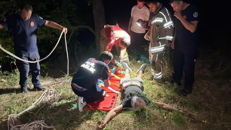 BURSA’DA MANEVRA YAPARKEN DİREKSİYON HAKİMİYETİNİ KAYBEDEN ALKOLLÜ SÜRÜCÜ ARACIYLA 50 METREDEN...