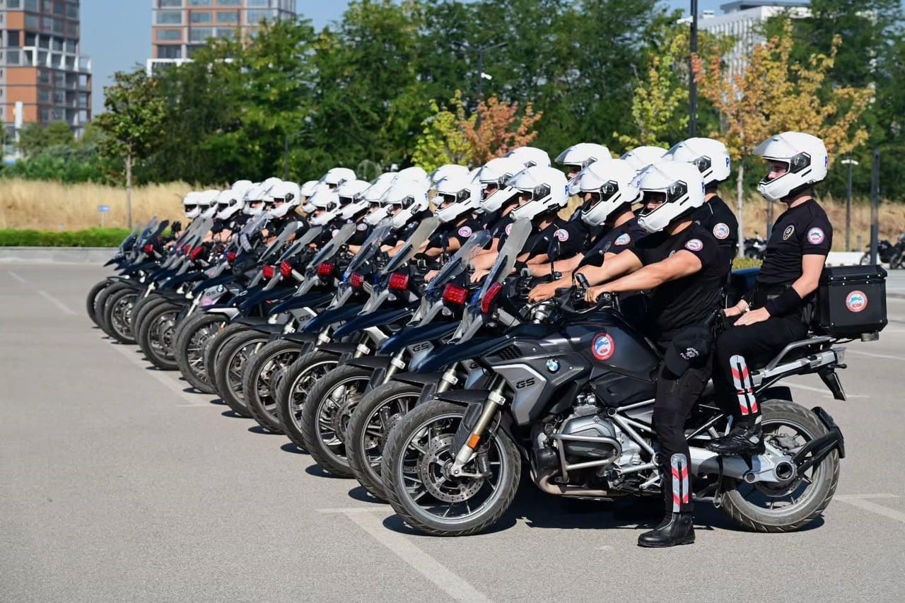 BURSA EMNİYET MÜDÜRLÜĞÜ BÜNYESİNDE GÖREV YAPACAK MOTOSİKLETLİ POLİS TİMLERİ İÇİN DÜZENLENEN TEMEL...