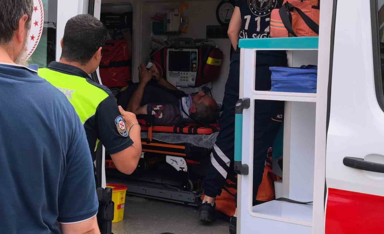 BURSA’NIN İNEGÖL İLÇESİNDE MEYDANA GELEN KAZADA, ÖNÜNE ANİDEN ÇIKAN KÖPEĞE ÇARPMAMAK İÇİN MANEVRA...
