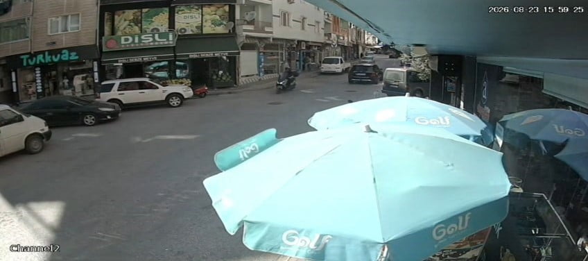 BURSA’NIN ORHANGAZİ İLÇESİNDE MEYDANA GELEN TRAFİK KAZASINDA, BİR OTOMOBİL MOTOSİKLETE ÇARPTI....