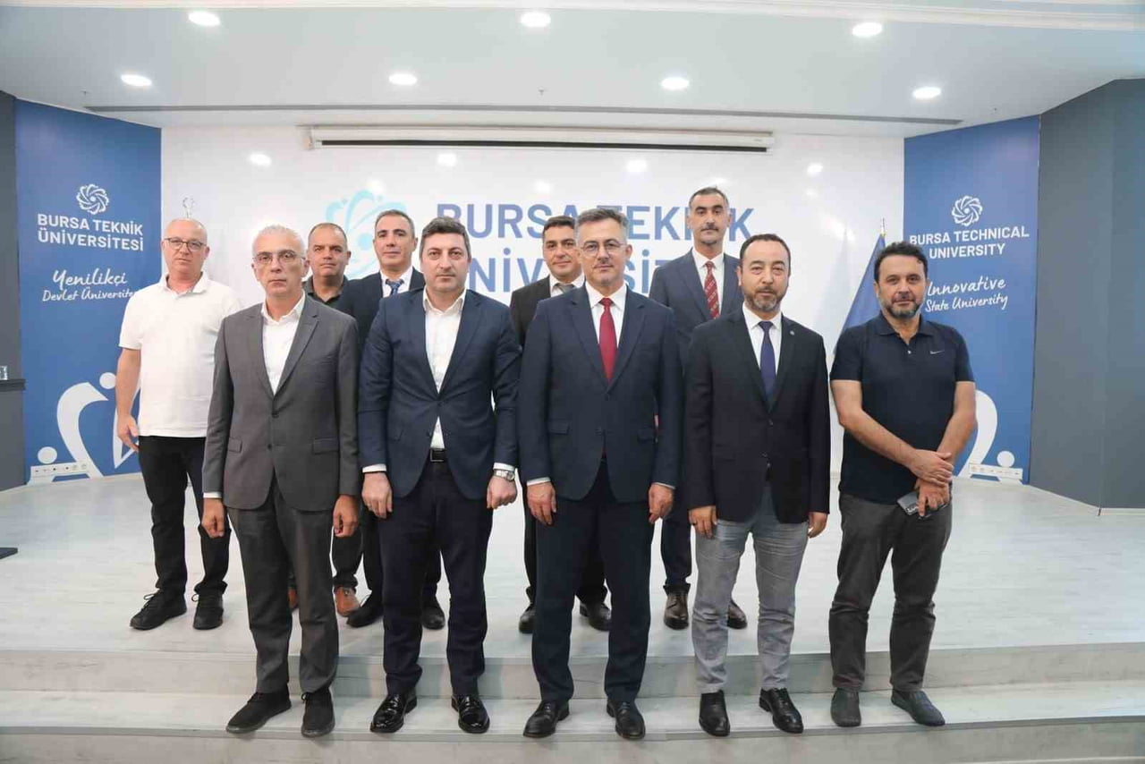 BURSA TEKNİK ÜNİVERSİTESİNDE DÜZENLENEN 17 AĞUSTOS DEPREM PANELİ’NDE, DEPREM GERÇEĞİ FARKLI...