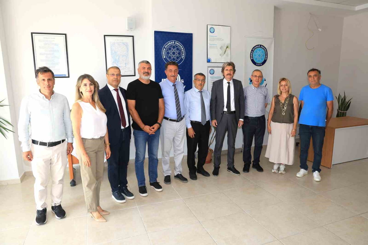 BURSA ULUDAĞ ÜNİVERSİTESİ (BUÜ) GÜZEL SANATLAR FAKÜLTESİ, UZUN YILLAR EĞİTİM VE SANAT...