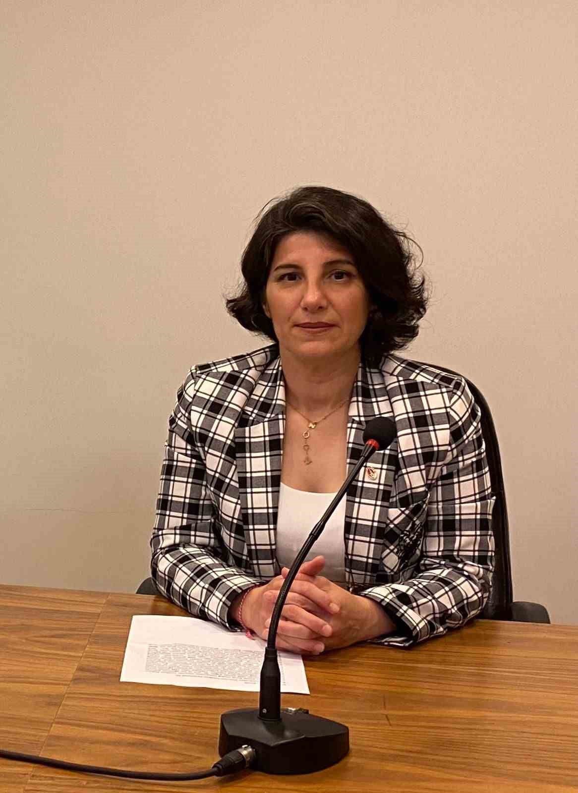 BURSA VETERİNER HEKİMLER ODASI BAŞKANI VETERİNER HEKİM MELİKE BAYSAL,  BURSA'NIN ORHANELİ İLÇESİNE...