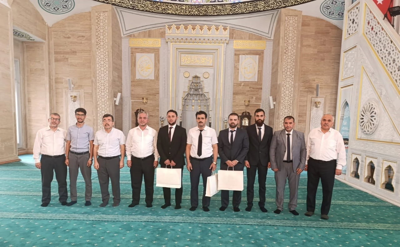 CAMİLER VE DİN GÖREVLİLERİ HAFTASI ETKİNLİKLERİ KAPSAMINDA DÜZENLENEN 'EZANI GÜZEL OKUMA...