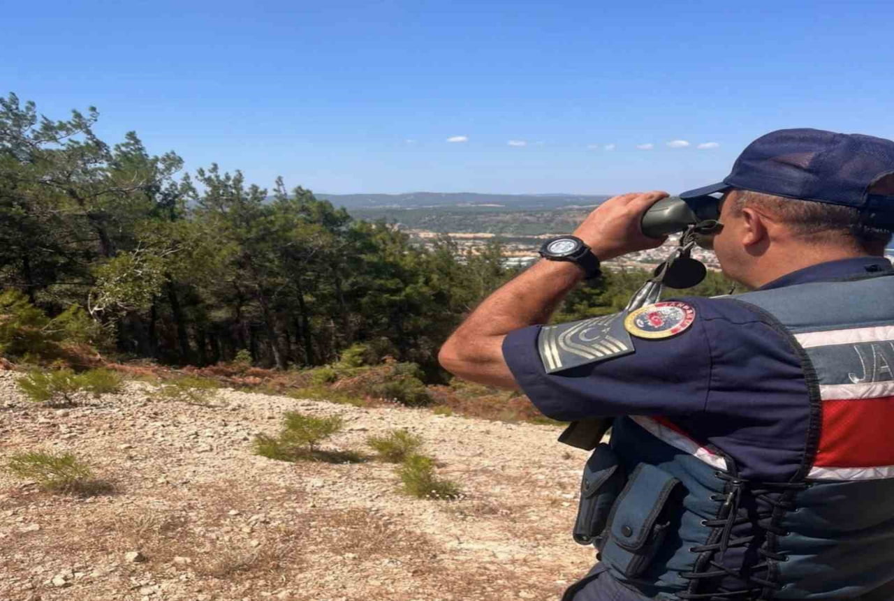ÇANAKKALE’NİN ECEABAT İLÇESİNDE TARİHİ ALAN’DA JANDARMA EKİPLERİNCE DENETİMLER...
