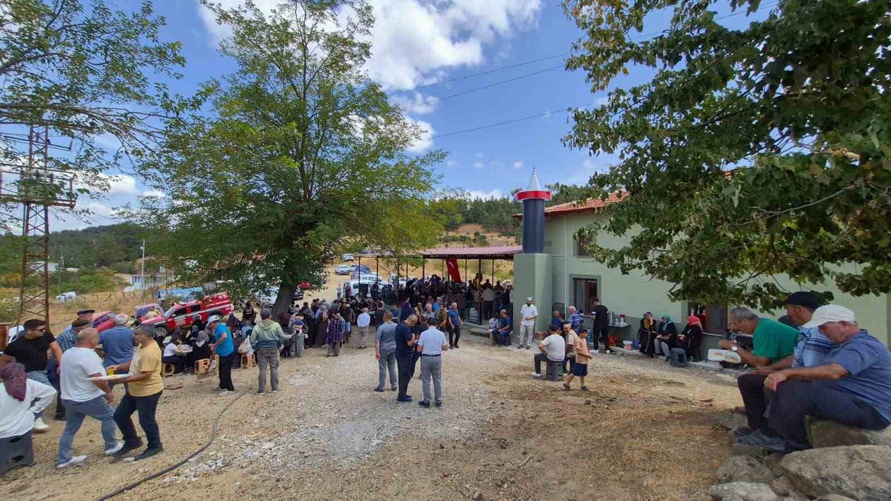 ÇANAKKALE’NİN YENİCE İLÇESİNE BAĞLI ÇUKUROBA KÖYÜNE BAĞLI KIRAÇOBA MAHALLESİNDE KIRAÇOBA BEKİR...