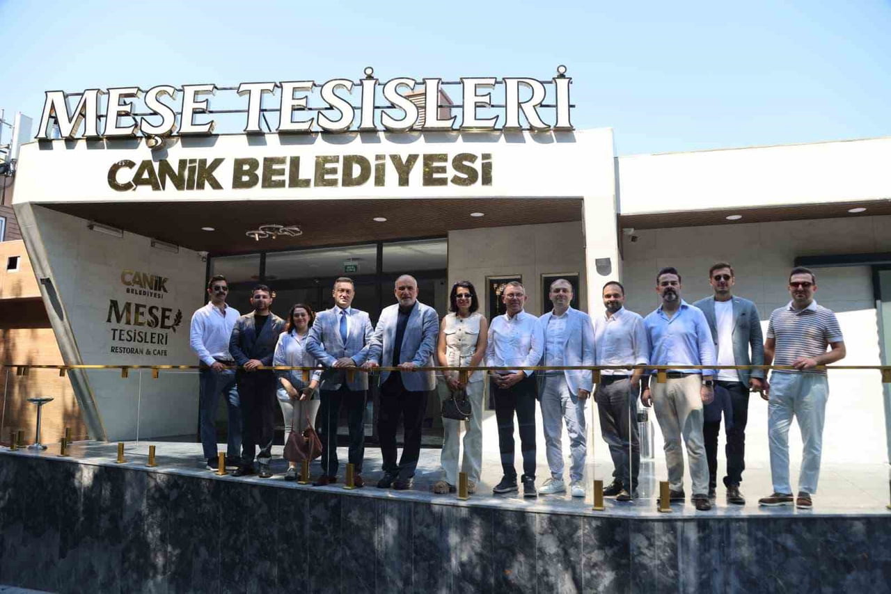 CANİK BELEDİYE BAŞKANI İBRAHİM SANDIKÇI, SAMSUN SANAYİCİ VE İŞ İNSANLARI DERNEĞİ (SAMSİAD) BAŞKANI...