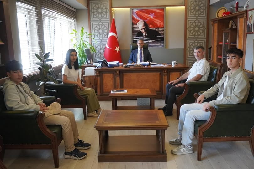 ÇAYCUMA KAYMAKAMI ADEM KAYA BAŞKANLIĞINDA İLÇEDE SEKTÖRÜN GELİŞTİRİLMESİNE YÖNELİK GÖRÜŞ...