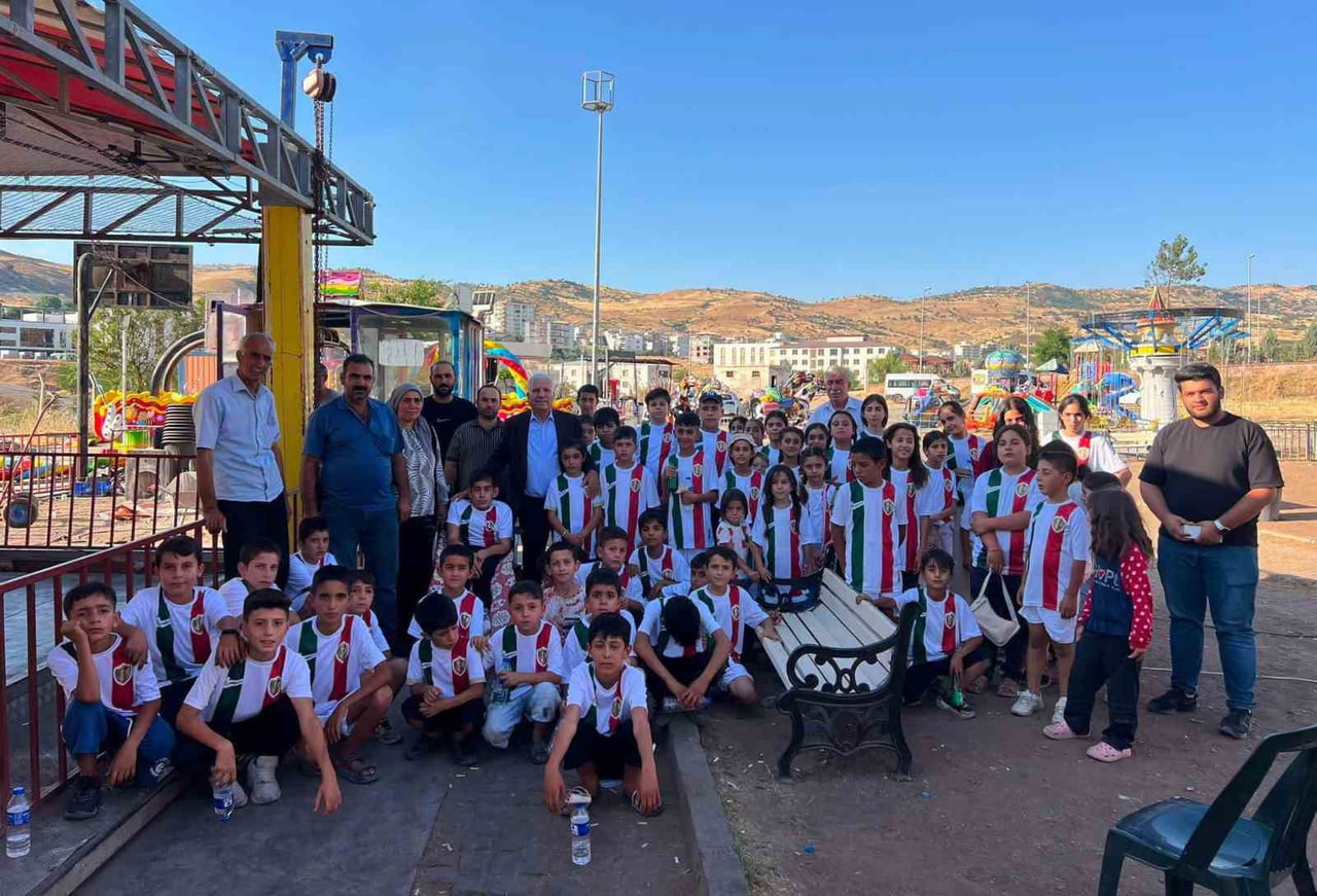 ÇERMİK İLÇE BELEDİYE BAŞKANI ŞEHMUS KARAMEHMETOĞLU (CEKETLİ), KUR'AN KURSU EĞİTİMİNİ BAŞARIYLA...