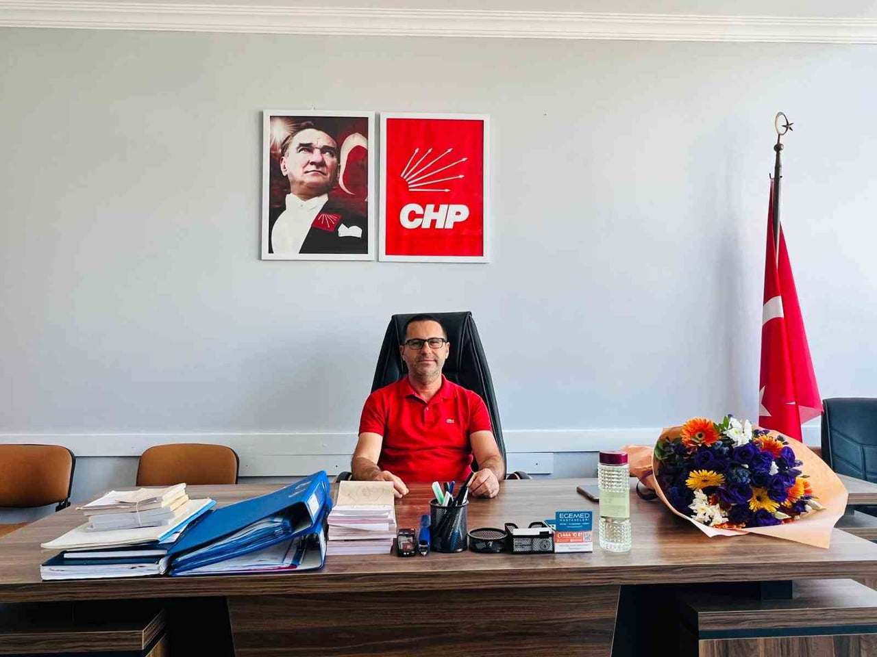 CHP SÖKE'NİN YENİ İLÇE BAŞKANI ERKAN KAÇAR