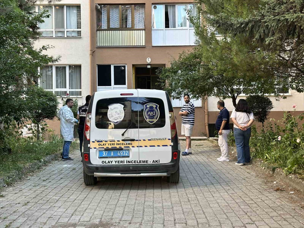 ÇOCUĞUN DÜŞTÜĞÜ APARTMAN