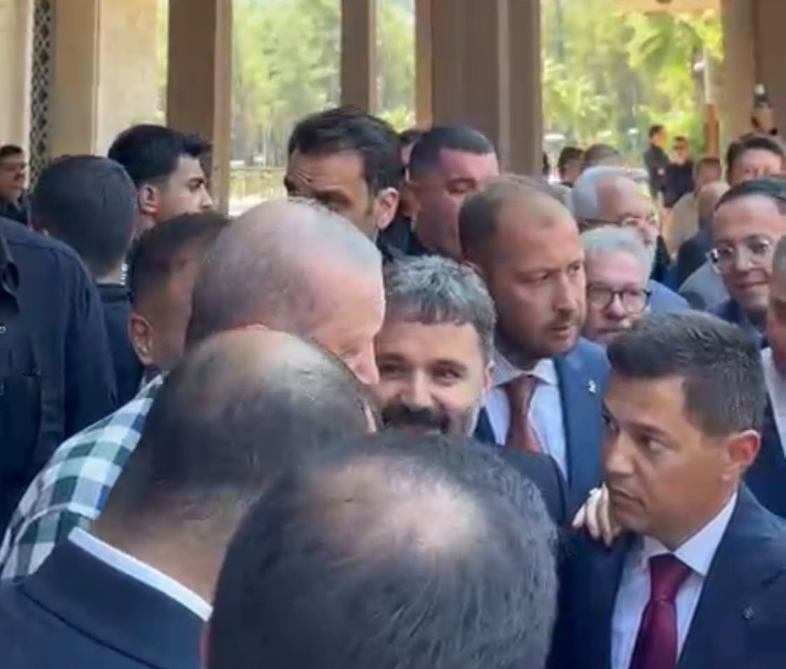 CUMHURBAŞKANI RECEP TAYYİP ERDOĞAN, MARMARİS’TE CUMA NAMAZININ ARDINDAN VATANDAŞLARLA BİR ARAYA...