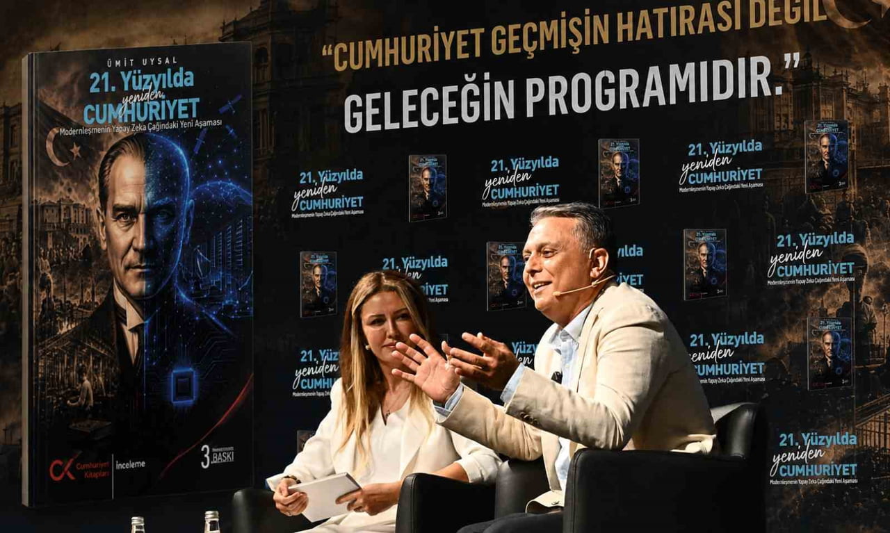 CUMHURİYET KİTAPLARI'NDAN ÇIKAN "21. YÜZYILDA YENİDEN CUMHURİYET - MODERNLEŞMENİN YAPAY ZEKA...