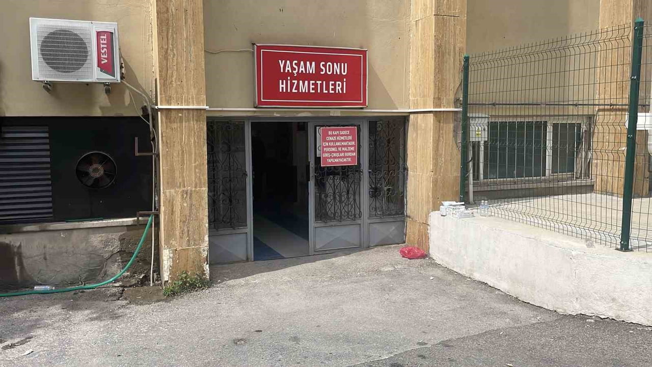 CUMHURİYET ÜNİVERSİTESİ SAĞLIK HİZMETLERİ UYGULAMA VE ARAŞTIRMA HASTANESİ MORGU