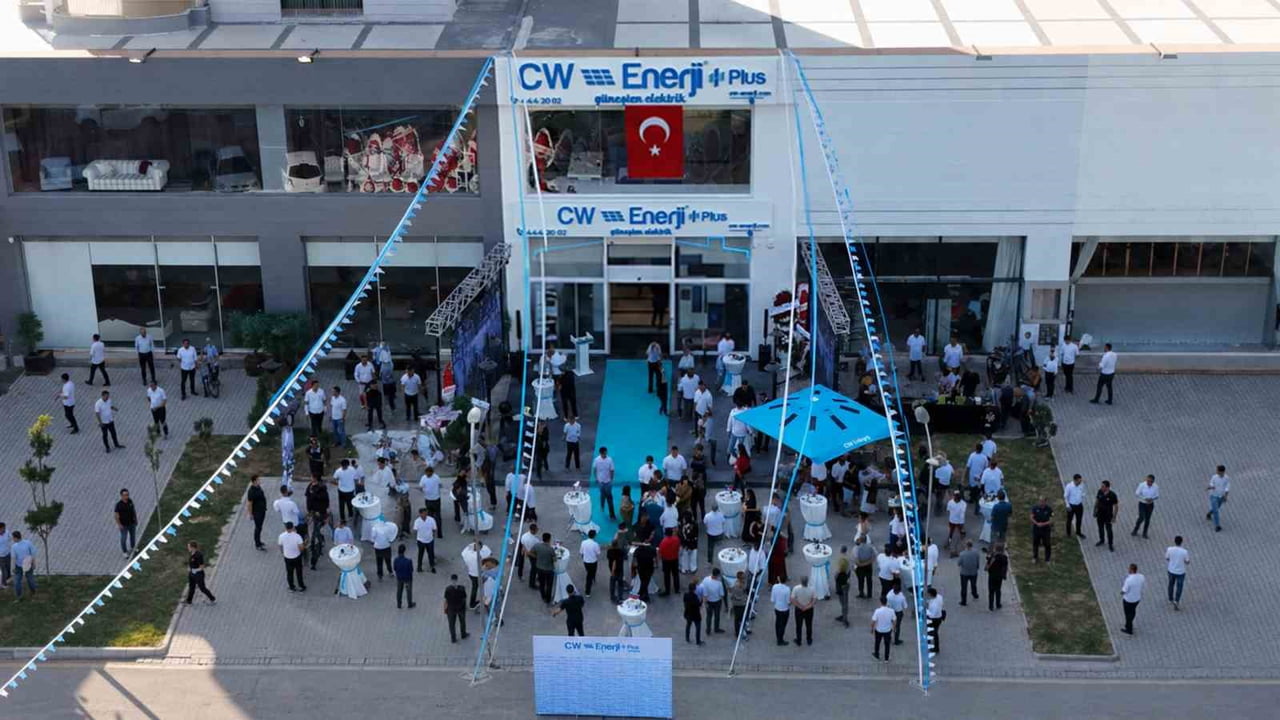CW ENERJİ PLUS YAPILANMASININ YENİ HALKASI ADANA'DA HİZMETE AÇILDI.
