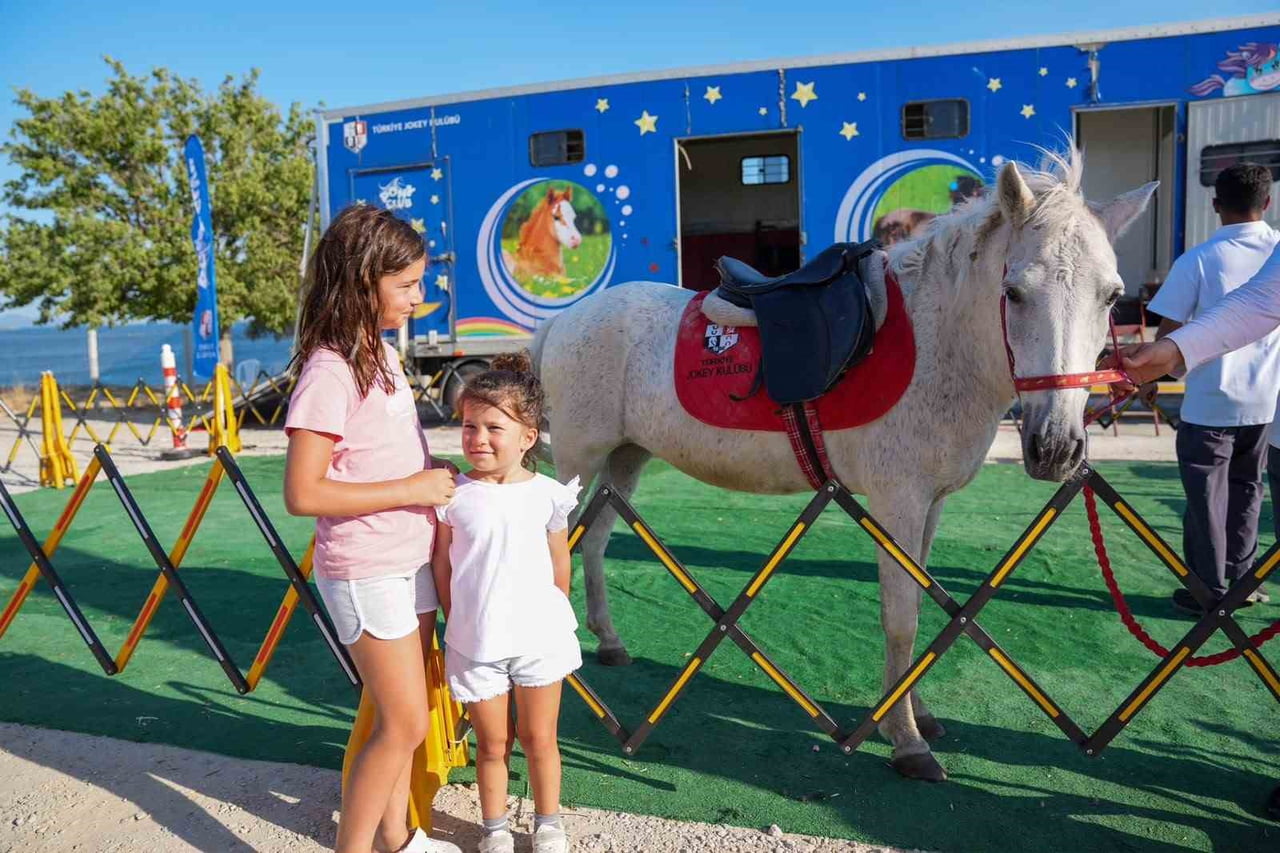 DİDİM BELEDİYESİ’NİN KATKILARIYLA TÜRKİYE JOKEY KULÜBÜ TARAFINDAN DÜZENLENEN PONY CLUB ETKİNLİĞİ...