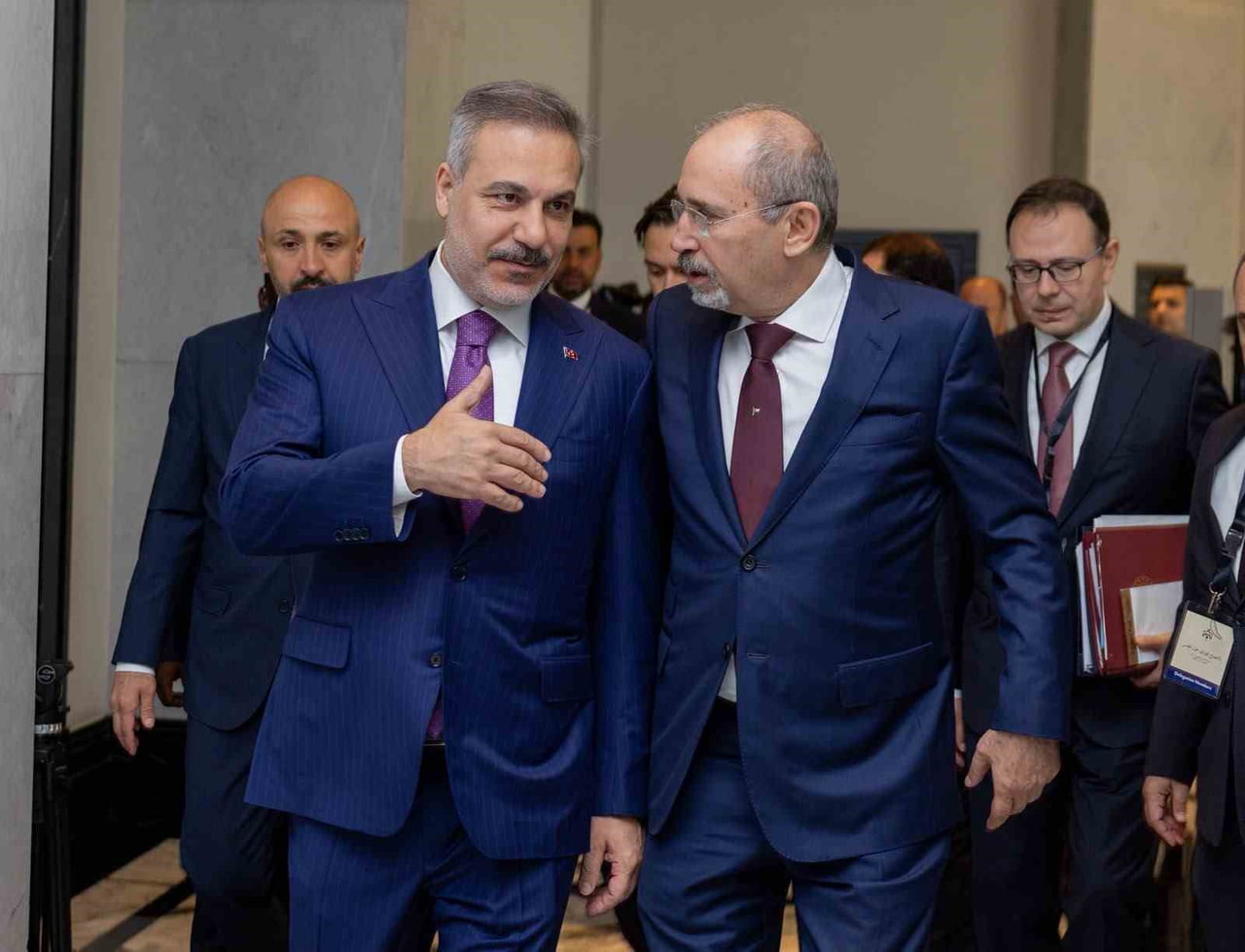 DIŞİŞLERİ BAKANI HAKAN FİDAN, AMMAN’DA ÜRDÜN BAŞBAKAN YARDIMCISI VE DIŞİŞLERİ BAKANI AYMAN SAFADİ...