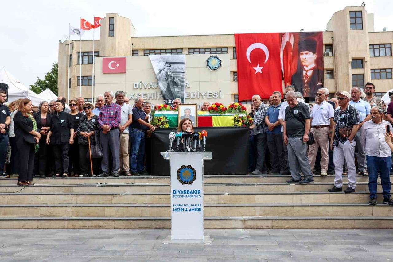 DİYARBAKIR’DA 1977-1980 YILLARI ARASINDA BELEDİYE BAŞKANLIĞI GÖREVİNİ YÜRÜTEN VE KOAH HASTALIĞI...