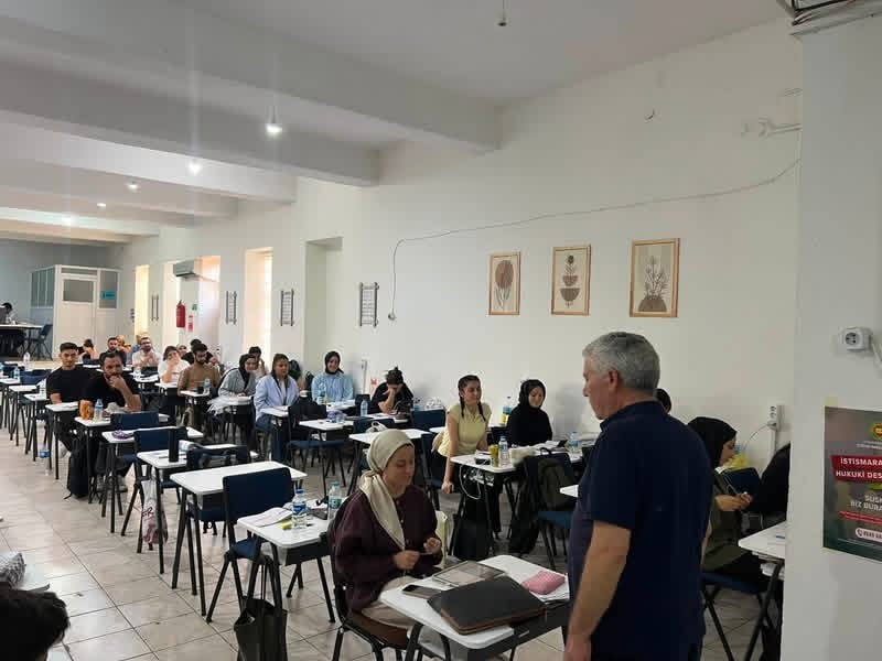 DİYARBAKIR’IN ÇERMİK İLÇESİNDE ÖĞRENCİLER SINAV MARATONUNA BELEDİYE ETÜT MERKEZİNDE...
