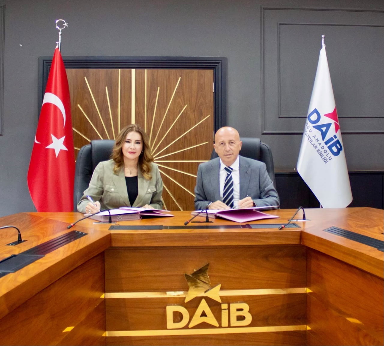 DOĞU ANADOLU İHRACATÇILAR BİRLİĞİ (DAİB) İLE ULUSLARARASI SANAYİCİ VE İŞ KADINLARI DERNEĞİ...