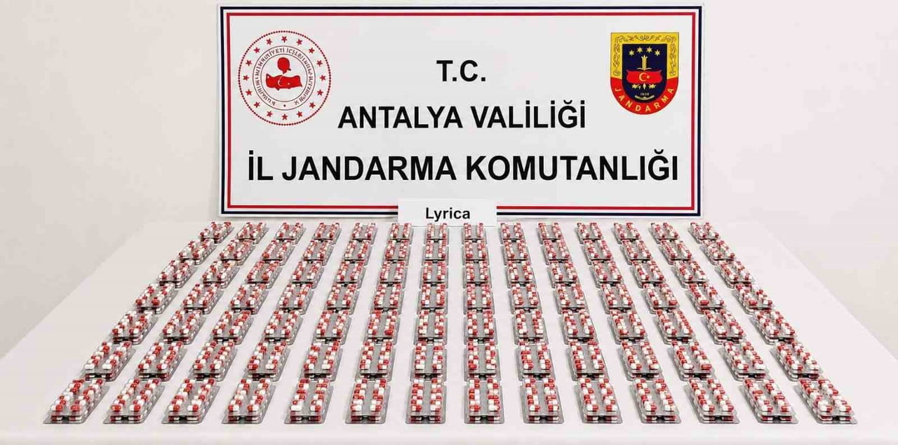 DÖŞEMEALTI'NDA UYUŞTURUCU OPERASYONU