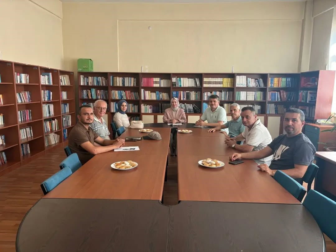 DPÜ HİSARCIK MYO'DAN ÜNİVERSİTE ADAYLARINA TERCİH REHBERLİĞİ