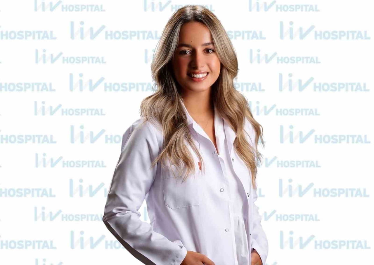DR. DT. MELİSA ALBAYRAK