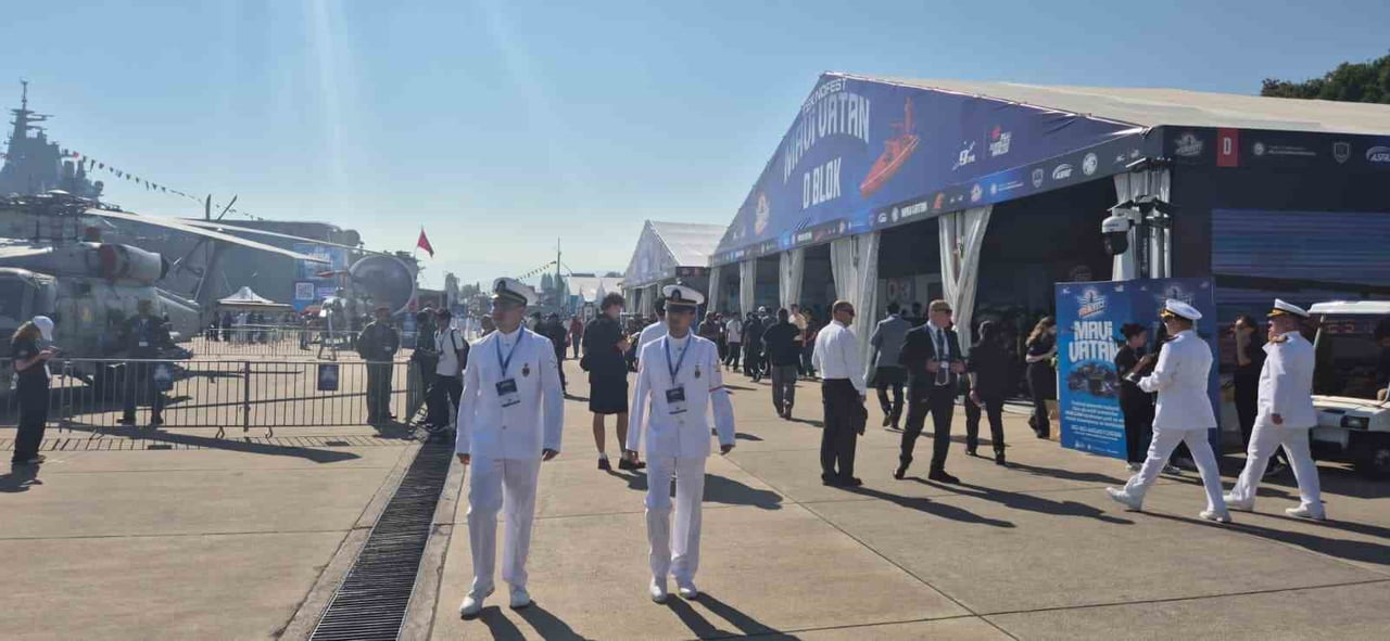 DÜNYANIN EN BÜYÜK HAVACILIK, UZAY VE TEKNOLOJİ FESTİVALİ TEKNOFEST, 'MAVİ VATAN' TEMASIYLA GÖLCÜK...