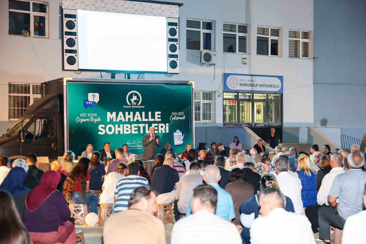 DÜZCE BELEDİYE BAŞKANI DR. FARUK ÖZLÜ, MAHALLE SOHBETLERİ KAPSAMINDA KONURALP ÇİFTEPINARLAR...
