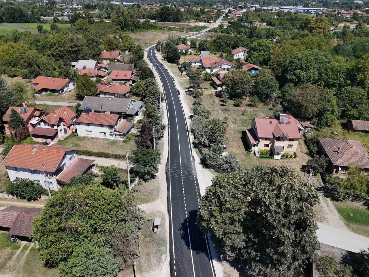 DÜZCE BELEDİYESİ HAFTA BAŞI BAŞLADIĞI ASFALT ÇALIŞMALARINI ARALIKSIZ SÜRDÜRÜYOR. ALTYAPISI...