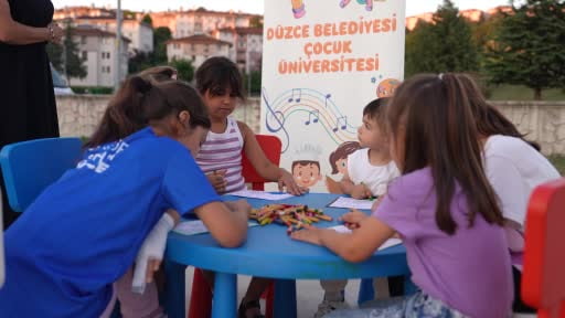 Düzce’de açık hava sinema akşamları başladı