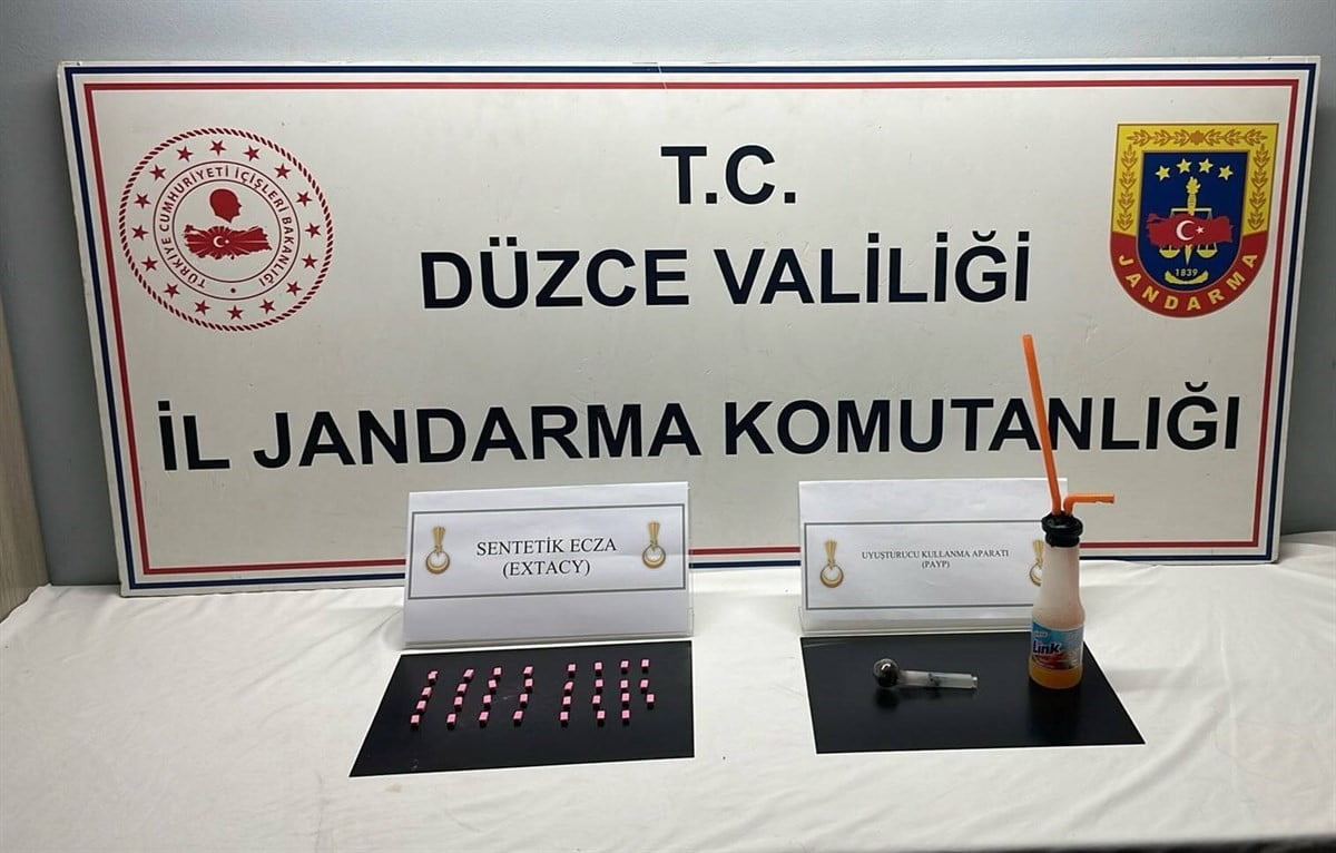 DÜZCE’DE JANDARMA EKİPLERİNİN GERÇEKLEŞTİRDİĞİ OPERASYON VE DENETİMLERDE 161 OLAYIN YÜZDE 98’İ...