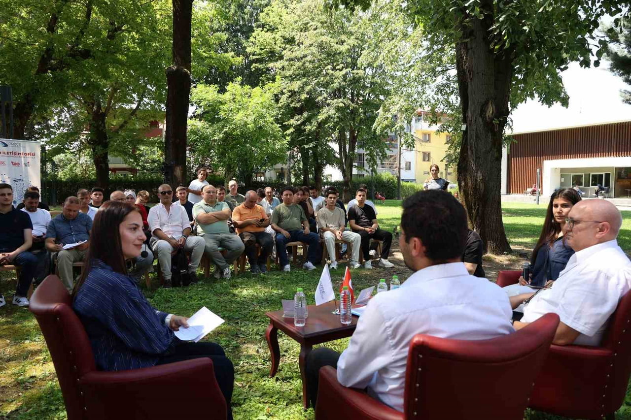 DÜZCE ÜNİVERSİTESİ BİLİM İLETİŞİMİ OFİSİ İLE TOPLUMSAL KATKI KOORDİNATÖRLÜĞÜ TARAFINDAN "GELECEĞİN...