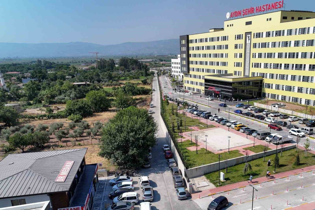 EFELER BELEDİYESİ, GAZİPAŞA İLKOKULU GÜZERGAHI İLE AYDIN ŞEHİR HASTANESİ BAĞLANTI YOLUNDA...