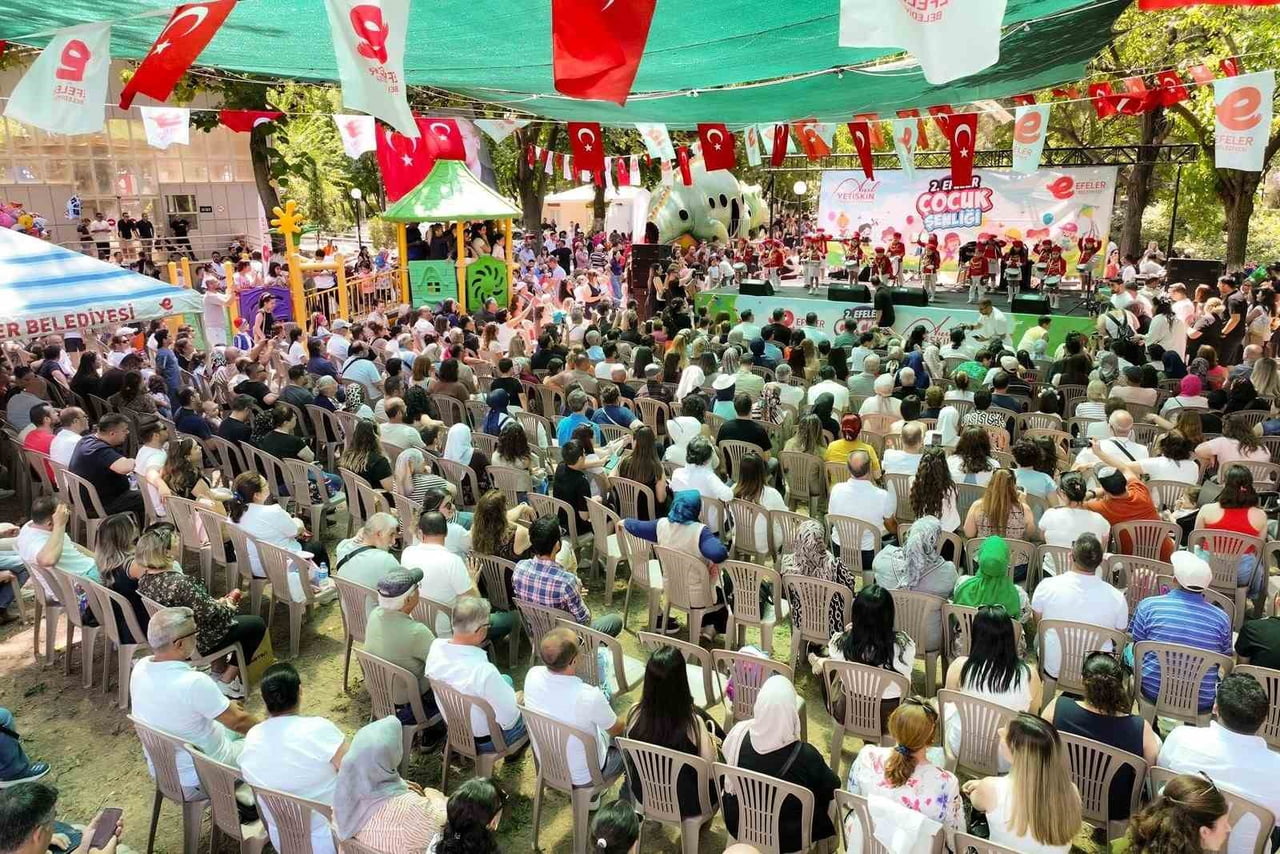 EFELER BELEDİYESİ ŞEHİR TİYATROSU, 19 AĞUSTOS ÇARŞAMBA GÜNÜ PINARBAŞI MESİRE ALANI’NDA...