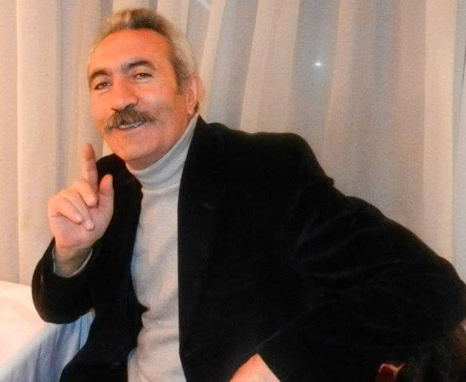 EĞİTİMCİ YAZARLARDAN NEVZAT TORUN, ANILARINI VE HİKAYELERİNİ, ANILARDAN  KARELER KİTABINDA...