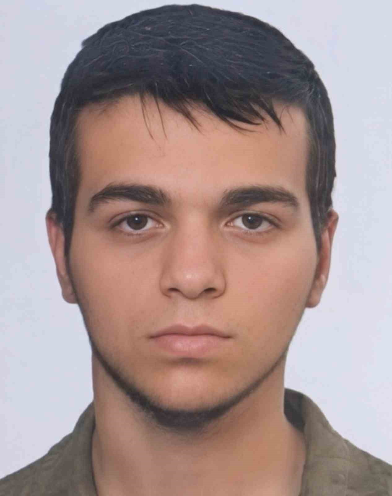 EMİR ULAŞ USTA (17) DENİZDE YÜZERKEN BOĞULDU.