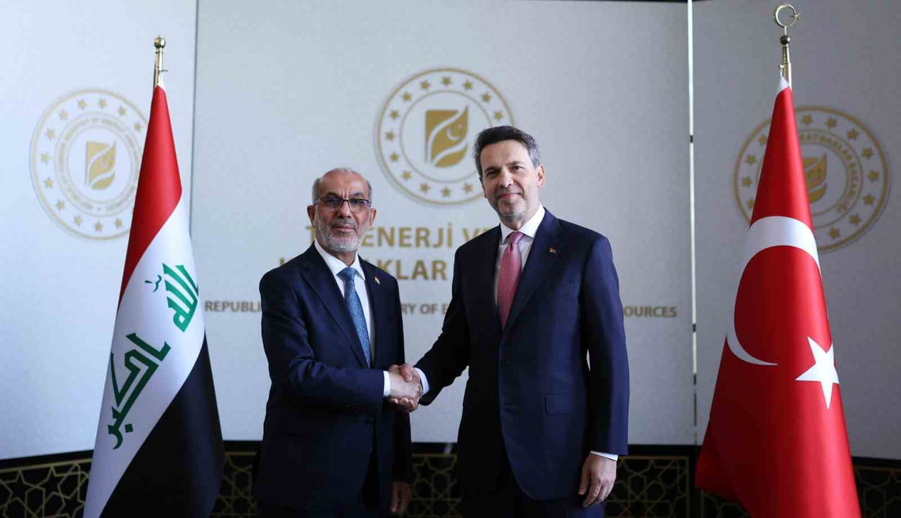 ENERJİ VE TABİİ KAYNAKLAR BAKANI ALPARSLAN BAYRAKTAR, IRAK PETROL BAKANI BASİM MUHAMMED HÜDEYİR...
