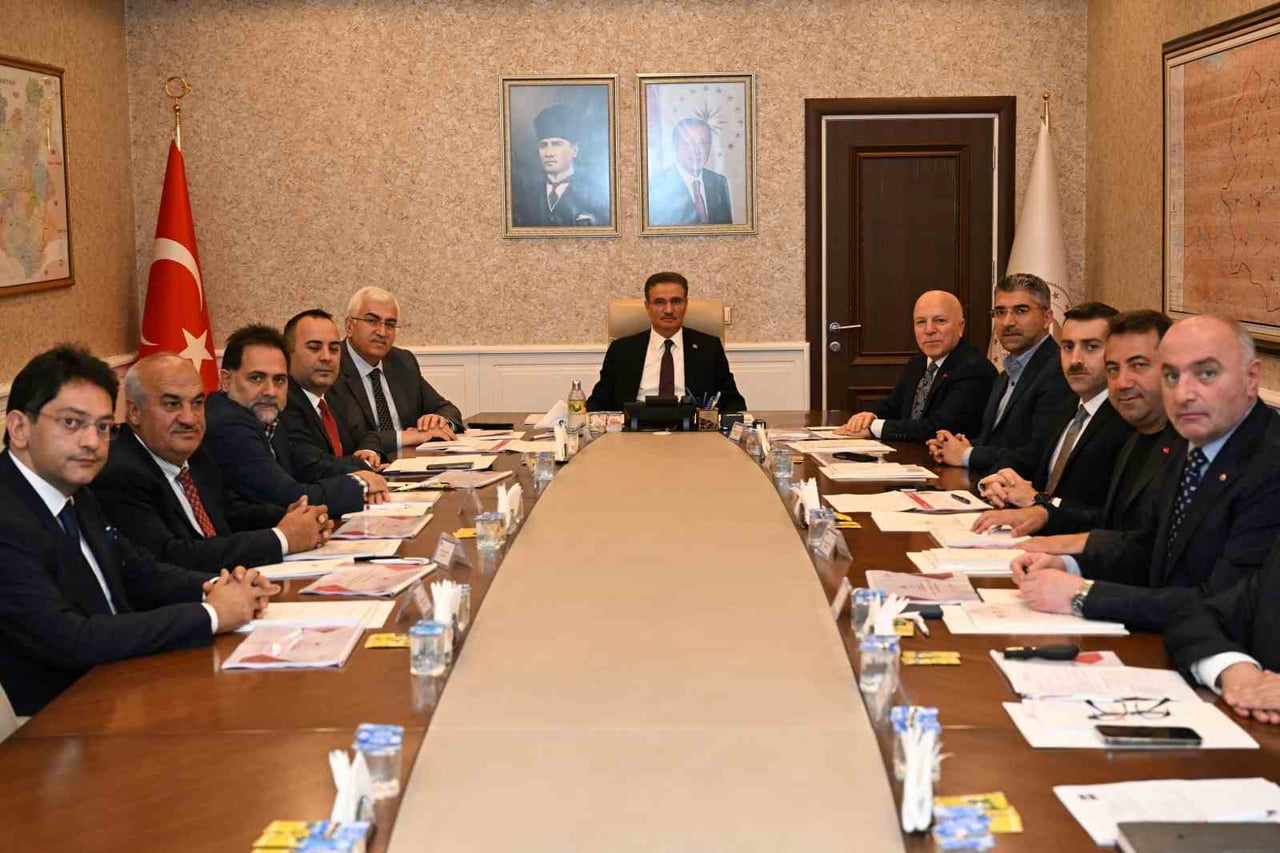 ERZURUM'DA KIRSAL KALKINMAYI DESTEKLEMEK VE KÖKLÜ HAYVANCILIK KÜLTÜRÜNÜ VİZYONER BİR ANLAYIŞLA...